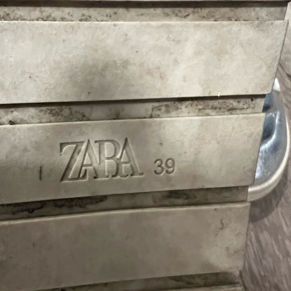 Zara Metallic Silver Platform Sandals - Picture 5 of 5